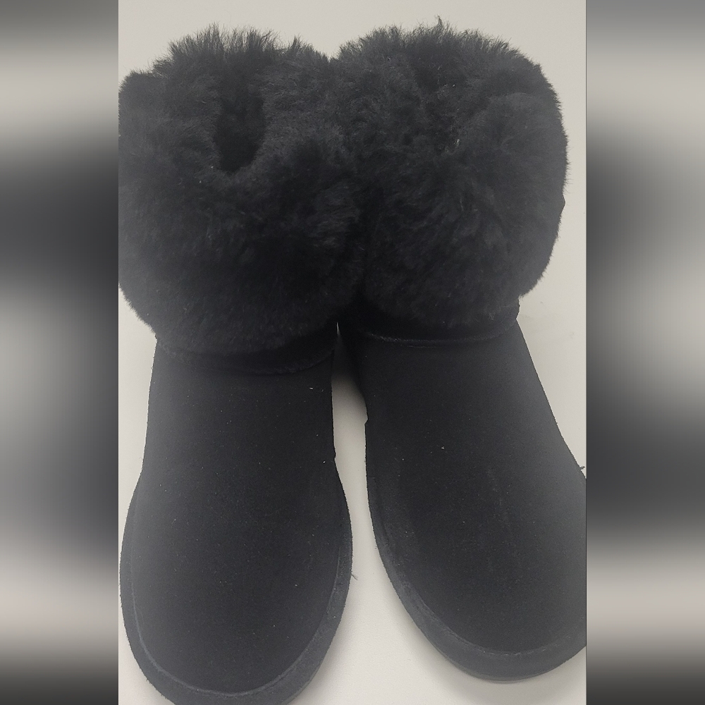 Women's Black Fur-Lined Boots